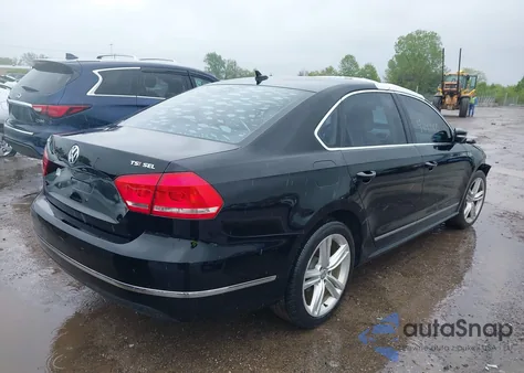 2015 Volkswagen Passat 1.8T Sel Premium from USA, damaged, VIN 1VWCS7A36FC122780